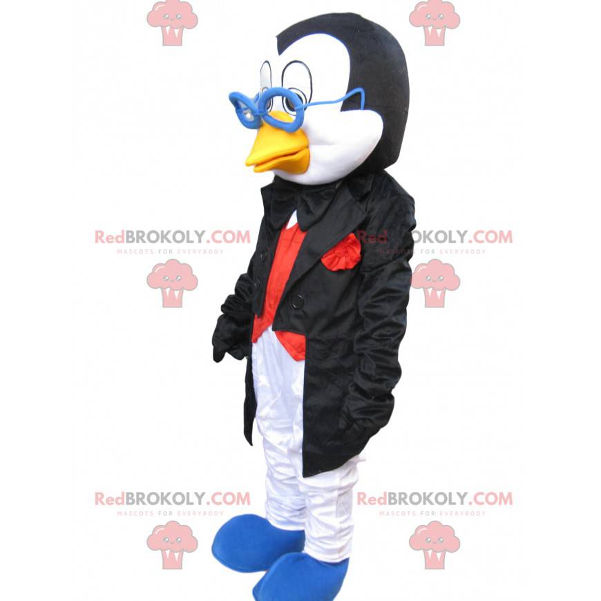 Mascota de pingüino con un elegante traje y gafas. -