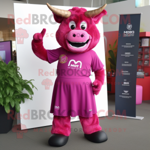 Magenta Minotaur mascotte...