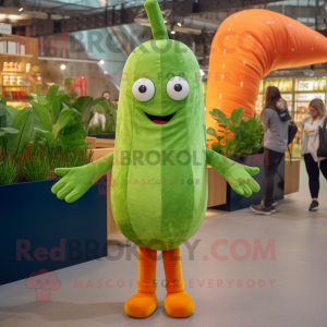 Lime Green Carrot mascotte...