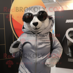 Silver Mongoose maskot...