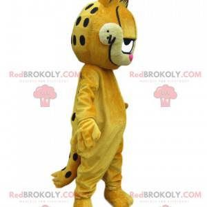 Garfield mascot, our favorite greedy cat - Redbrokoly.com