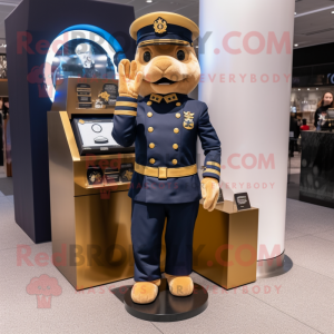 Gold Navy Soldier mascotte...