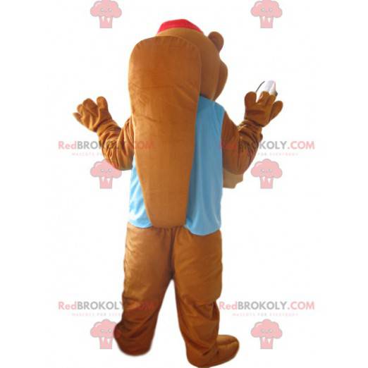 Braunes Bibermaskottchen mit blauer Jacke und rotem Hut -