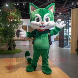 Forest Green Cat mascotte...