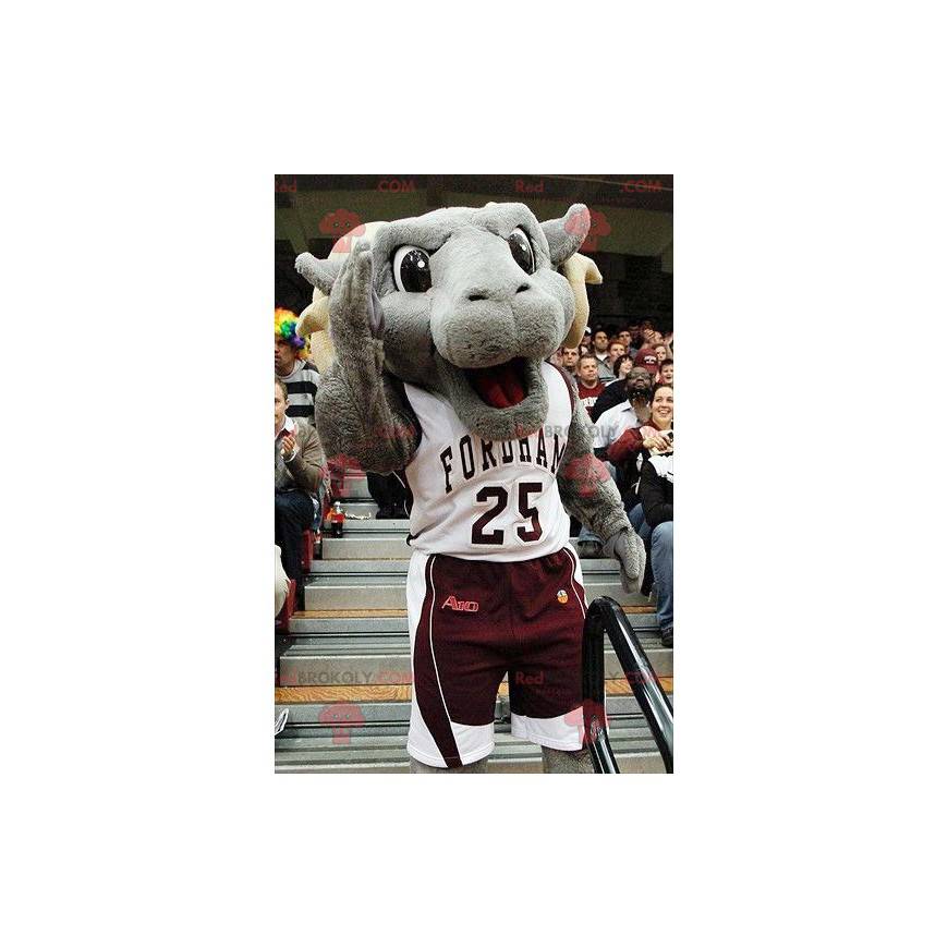 Grå og beige ram maskot i sportstøj - Redbrokoly.com Grå og beige ram maskot i sportstøj - Redbrokoly.com