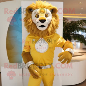 Gold Tamer Lion maskot...