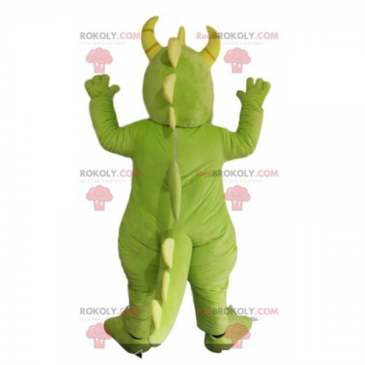 Mascote dragão verde e branco com chifres amarelos -