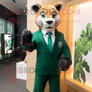 Forest Green Puma mascotte...