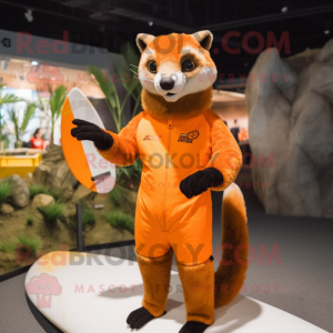 Orange Marten maskot...