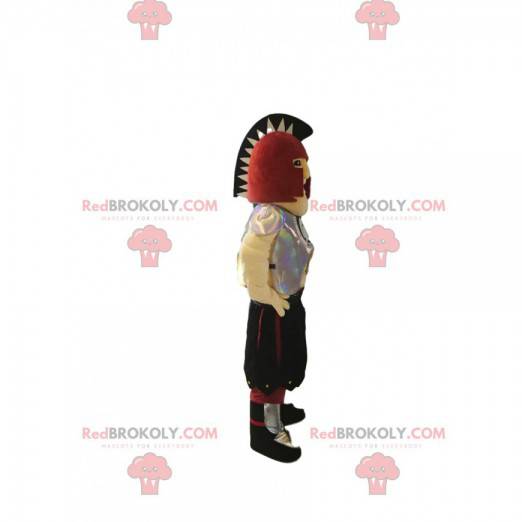 Mascota guerrera con casco romano y armadura plateada. -