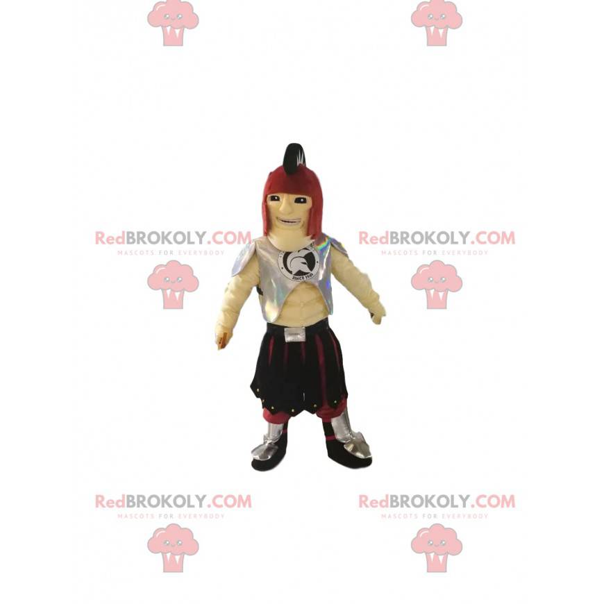 Mascota guerrera con casco romano y armadura plateada. -