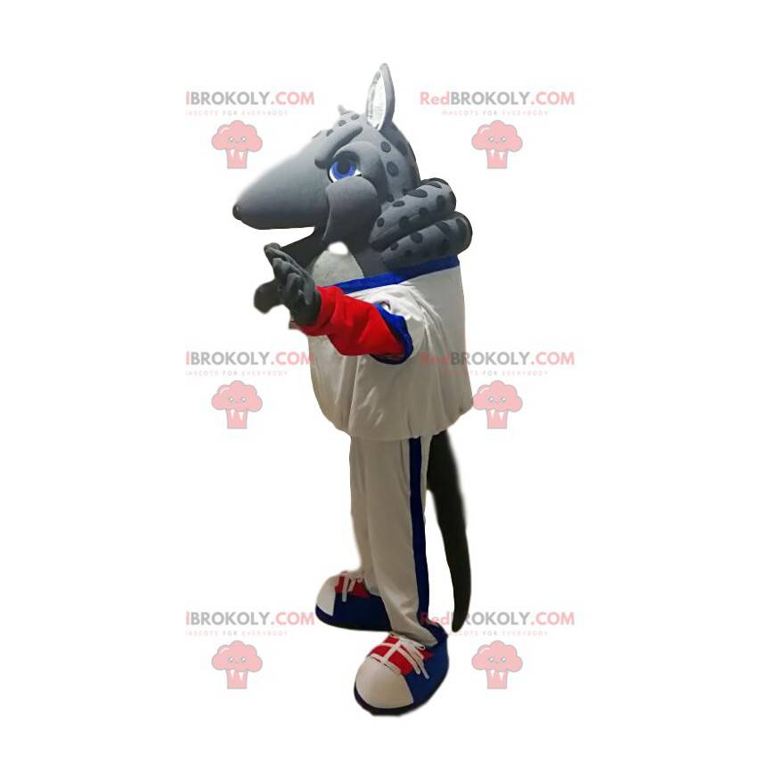 Mascotte armadillo grigio con abbigliamento sportivo bianco -