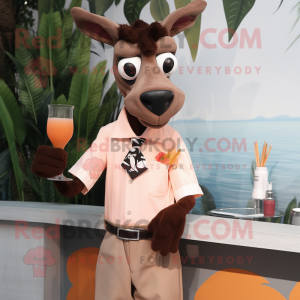 Peach Okapi mascotte...