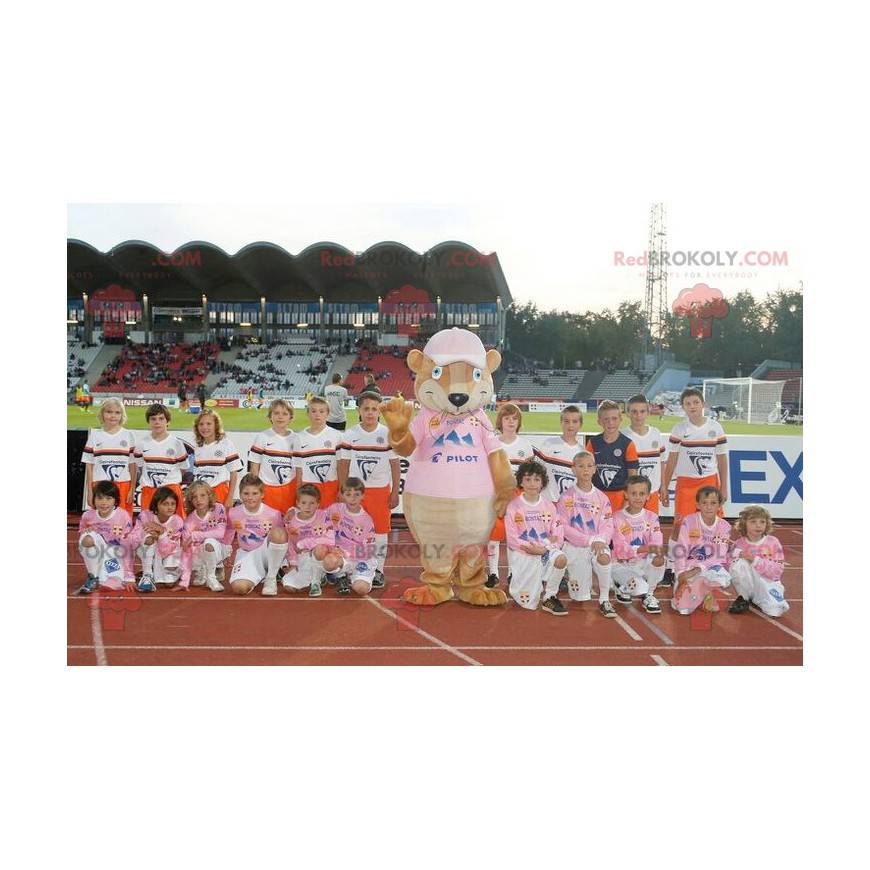 Brown rodent rat mascot with a pink jersey - Redbrokoly.com
