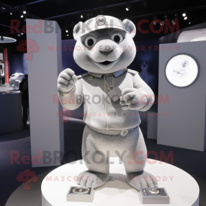 Silverarmband maskot kostym...
