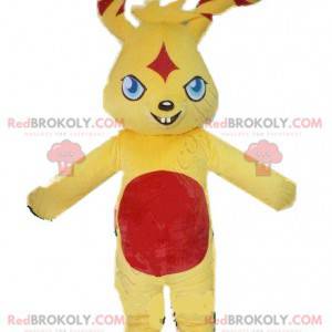 Mascot conejito amarillo y rojo con una mirada desagradable -