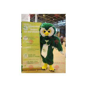 Uil mascotte groen wit en geel allemaal harig - Redbrokoly.com