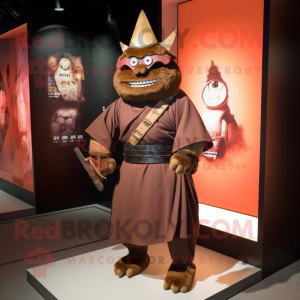 Brauner Samurai Maskottchen...