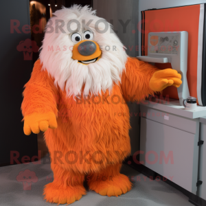 Orange Yeti maskot kostume...