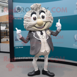 Gray Oyster mascotte...