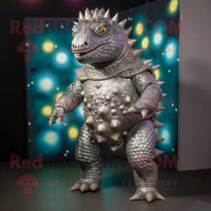 Sølv Ankylosaurus maskot...