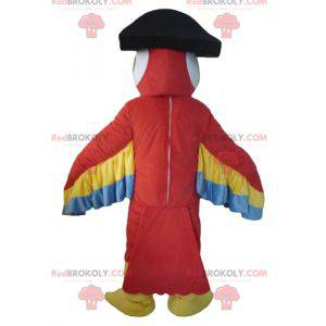 Driekleurige papegaai mascotte met een piratenhoed -