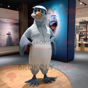 Silver Pigeon maskot kostym...