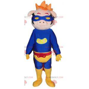 Mascote porco vestido com fantasia de super-herói -