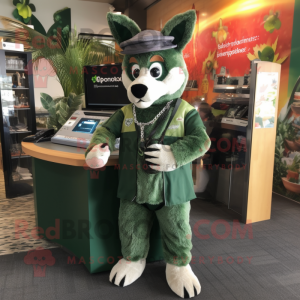 Skovgrøn Dingo maskot...