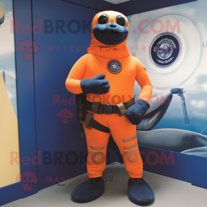 Orange Navy Seal maskot...