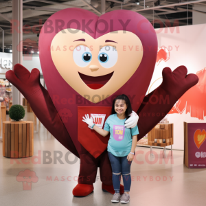 Maroon Arrow Of Love maskot...