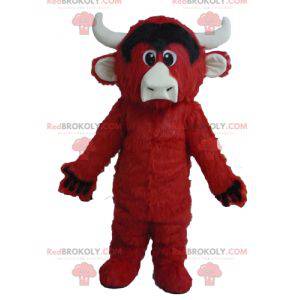 Mascote vermelho preto e branco vaca toda peluda -