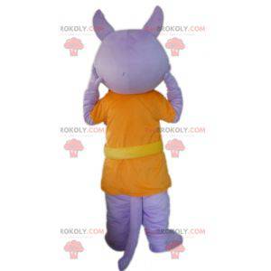 Mascotte de loup mauve habillé d'un costume orange -