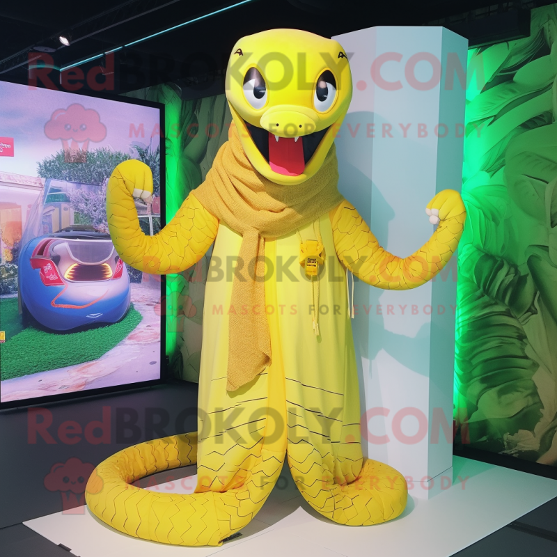 Postava maskota Lemon Yellow Python oblečená s přehozem a náramky - Pythonští maskoti - REDBROKO_172244 - RedBrokoly.com