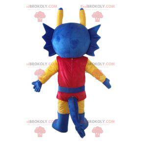 Mascote dragão azul amarelo e vermelho vestido como um