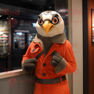  Falcon maskot kostume...