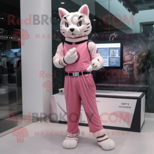 Pink Bobcat maskot kostume...