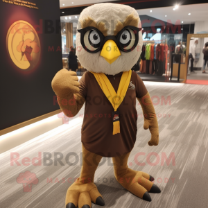 Brown Hawk maskot kostume...