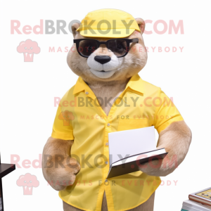 Yellow Otter maskot kostume...