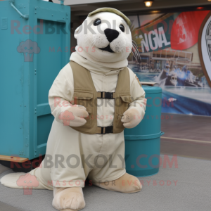 White Sea Lion maskot...