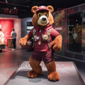 Maroon Bear maskot kostume...