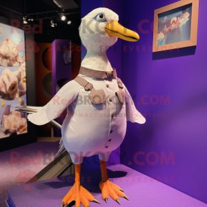 Purple Seagull mascotte...