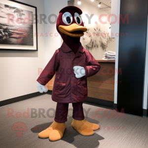 Maroon Geese maskot kostume...