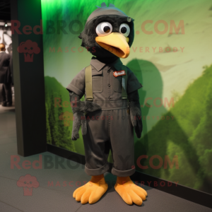 Olive Crow maskot kostume...