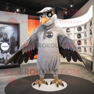 Silver Hawk mascotte...