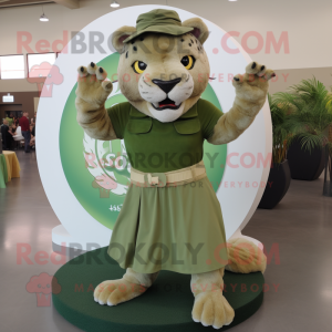 Olive Smilodon maskot...