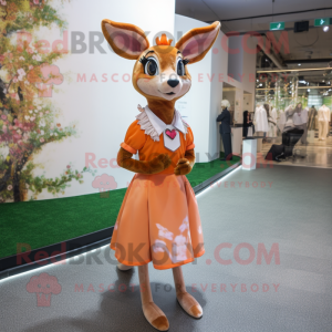 Peach Roe Deer mascotte...