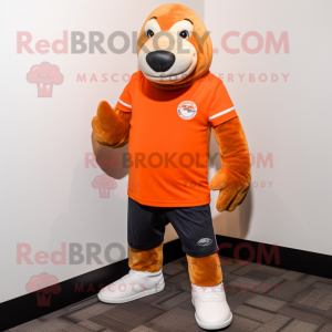 Orange Sea Lion maskot...