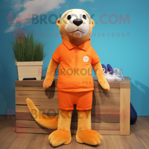 Orange Sea Lion maskot...