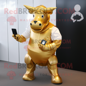 Gold Bull maskot kostume...